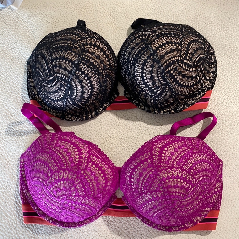 Victoria Secret very sexy push up bras 34DD
